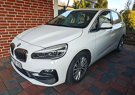 BMW 216d Active Tourer Luxury Line Leder LED NAVI
