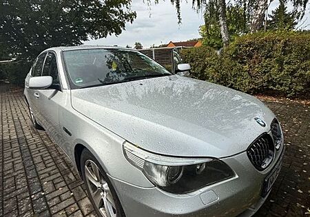 BMW 525i - 192 PS - Schiebedach*Klima Top!