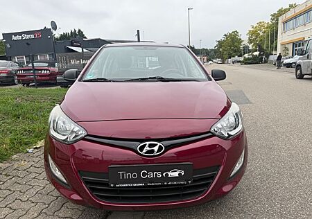 Hyundai i20 Trend 1.Hand Tuv bis 07.2027 1.Jahr Garantie