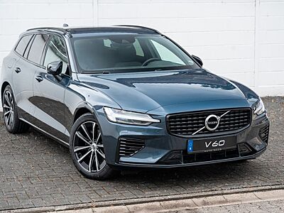 Volvo V60 T8 AWD R-Design Recharge Plug-In Hybrid
