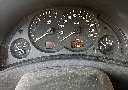 Opel Corsa 1.2 16V Edition 2000 Edition 2000