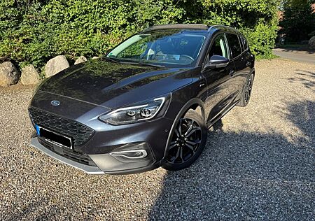 Ford Focus Active Vignale Turnier Vollausstattung