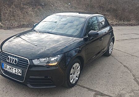 Audi A1 1.2 TFSI Attraction Sportback Attraction