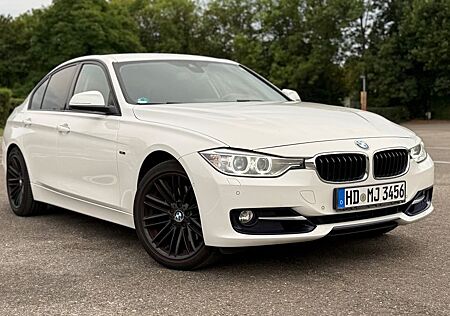 BMW 328i Sport Line - Automatik