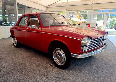 Peugeot 204 , sehr guter Zustand, Top Karosserie