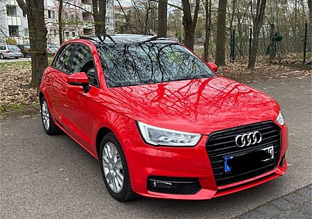 Audi A1 *Sportback*Panoramadach*PDC*