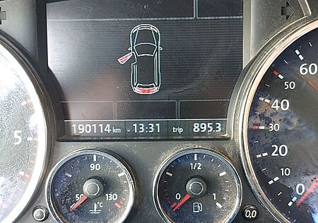 VW Touareg Volkswagen 2.5 TDI DPF Tiptronic -