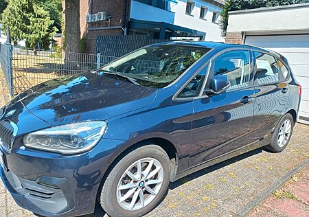 BMW 218d 218 Active Tourer Aut. Temp. PDC, AHK, SHZ