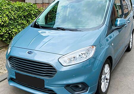 Ford Tourneo Courier 1.0 EcoBoost 74kW Titanium T...
