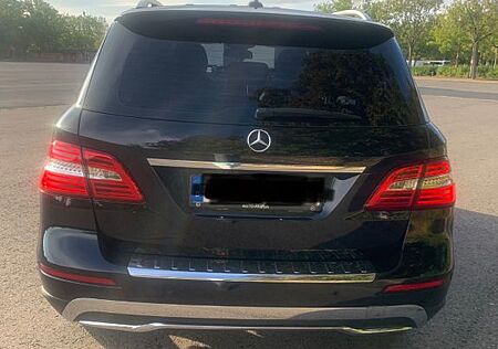 Mercedes-Benz ML 350 BlueTEC 4MATIC Diesel ( Familie Auto )