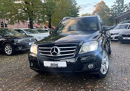 Mercedes-Benz GLK 350 4Matic*PDC*SHZ*NAVI*AHK*LEDER*PANO*