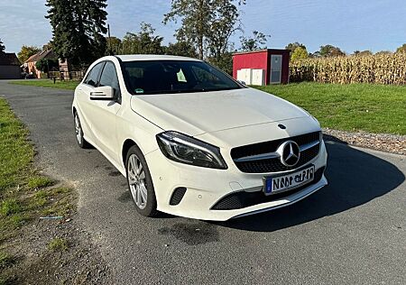 Mercedes-Benz A 180 -