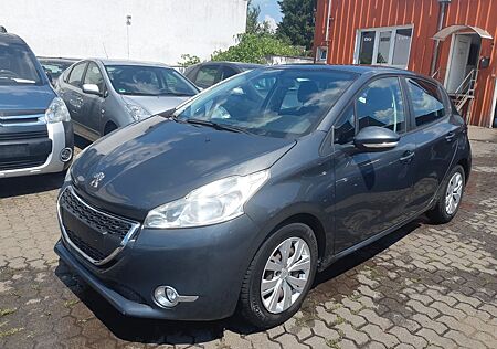 Peugeot 208 1,6 Active *wenigKM*