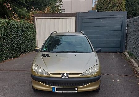 Peugeot 206 SW TÜV 10/2026