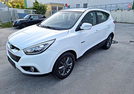 Hyundai ix35 blue Finale 2WD