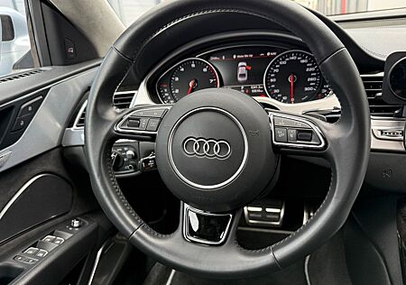 Audi A8 4.0 TFSI tiptronic quattro -