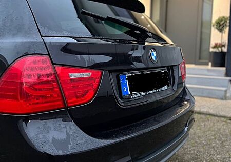 BMW 225 325i/M-Paket