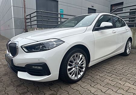 BMW 116d LUXURY LINE NAVI/SPUR/LED/KLIMAUT/PDC/17"