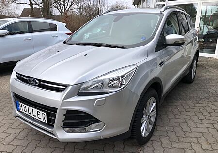 Ford Kuga 2,0 TDCi 4x4 Titanium Navi Pano AHK 2.Hand