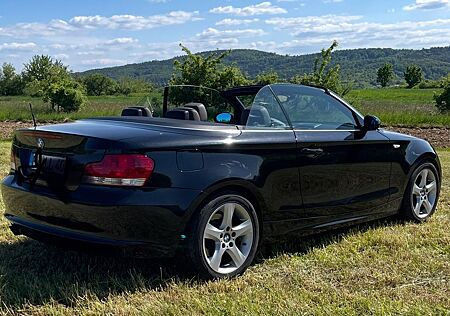 BMW 120i Cabrio -