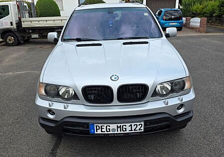 BMW X5 3.0i -