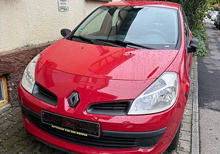 Renault Clio Authentique 1.2 16V 48kW Authentique