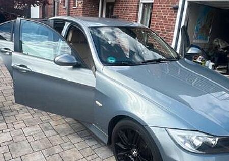 BMW 318i -