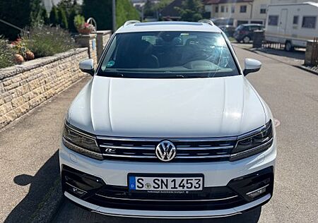 VW Tiguan Volkswagen 2.0 TDI SCR 140kW DSG 4MOTION Highlin...