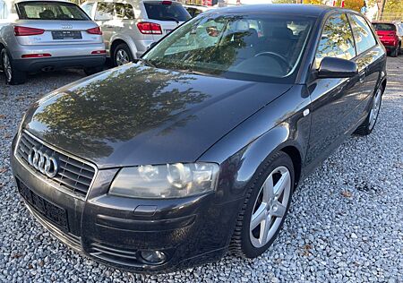 Audi A3 2.0 FSI Ambition/Navi/PDC/Bose/Sitzh./Sports.