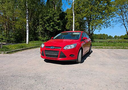 Ford Focus 1,6 Ti-VCT 77kW Ambiente Ambiente