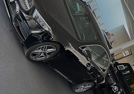 Mercedes-Benz A 220 d 4MATIC DCT -