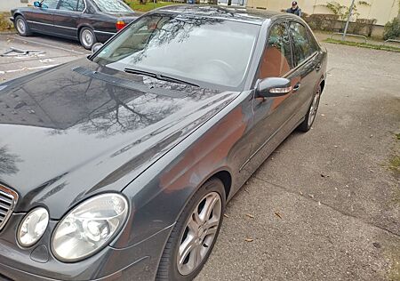 Mercedes-Benz E 200 KOMPRESSOR ELEGANCE Elegance