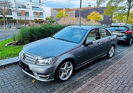 Mercedes-Benz C 200 BlueEFFICIENCY -