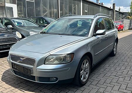 Volvo V50 Kombi 2.4 Momentum Automatik