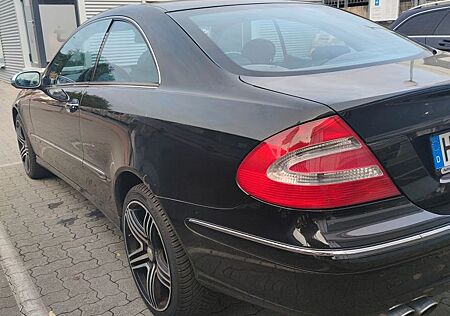 Mercedes-Benz CLK 320 AVANTGARDE Avantgarde