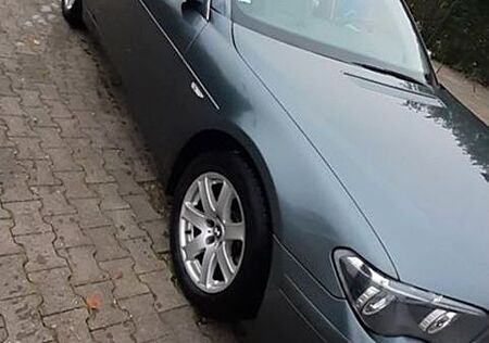 BMW 735i A -