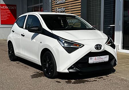 Toyota Aygo (X) Aygo x