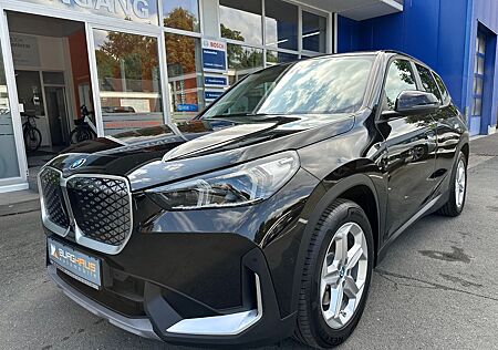 BMW iX1 BAUREIHE 30 M SPORTF./HUD/KAMERA/ASSIST/LED