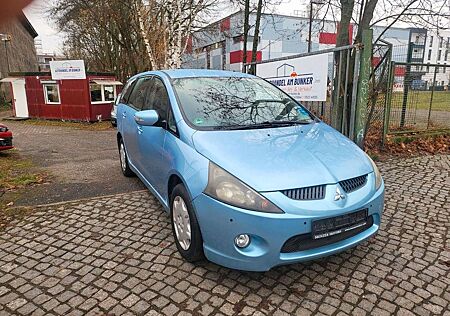Mitsubishi Grandis 2.4 Invite 7-Sitzer AC