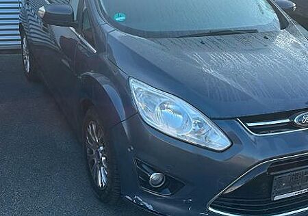 Ford C-Max 1,6 EcoBoost 110kW Titanium Titanium