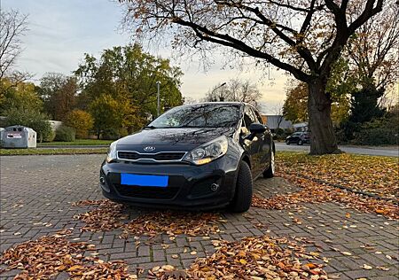 Kia Rio 1.2 /Lenkradheizung / Sitzheizung / Klimaaut