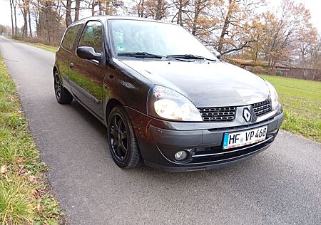 Renault Clio Dynamique 1.4 16V Dynamique