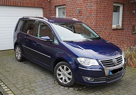 VW Touran Volkswagen Highline, Diesel 170PS, 7-Sitzer, AHK