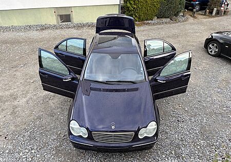 Mercedes-Benz C 200 KOMPRESSOR AVANTGARDE**EURO 4**1.HAND**AHK