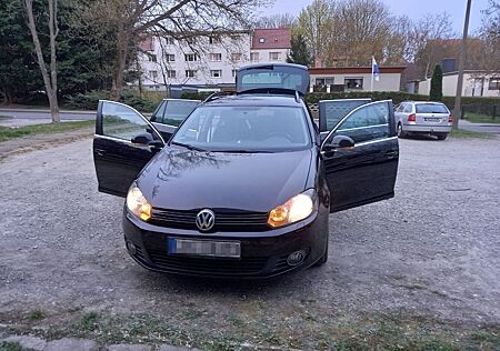 VW Golf Volkswagen 1.2 TSI Comfortline Variant Comfortline