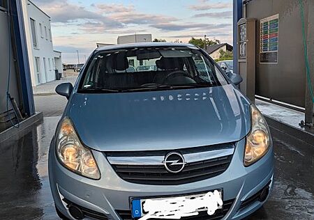 Opel Corsa D 1.2 Gepflegt