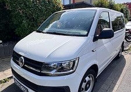 VW T6 Multivan Volkswagen Trend 4 Motion AHK Schaltung 150PS