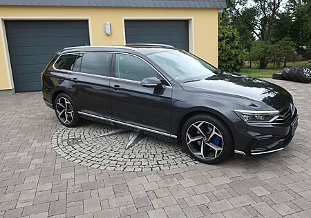VW Passat Variant Volkswagen 1.4 TSI DSG GTE elegance*business