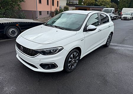 Fiat Tipo Mirror