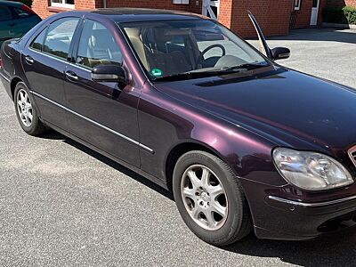 Mercedes-Benz S 320 -